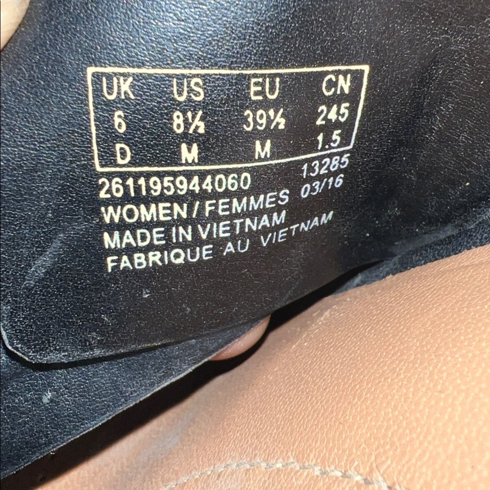 Clarks Black Slide Sandals with Strap - Picture 6 of 6